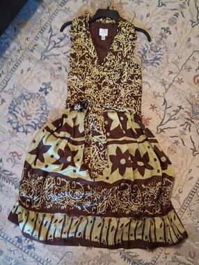NWOT Suzy Chin For Maggy London Brown & Lime Patterned Sleeveless Dress